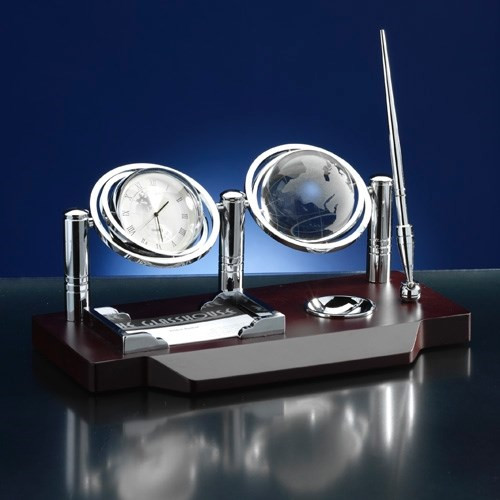 Bureau set met wereldbol van glas